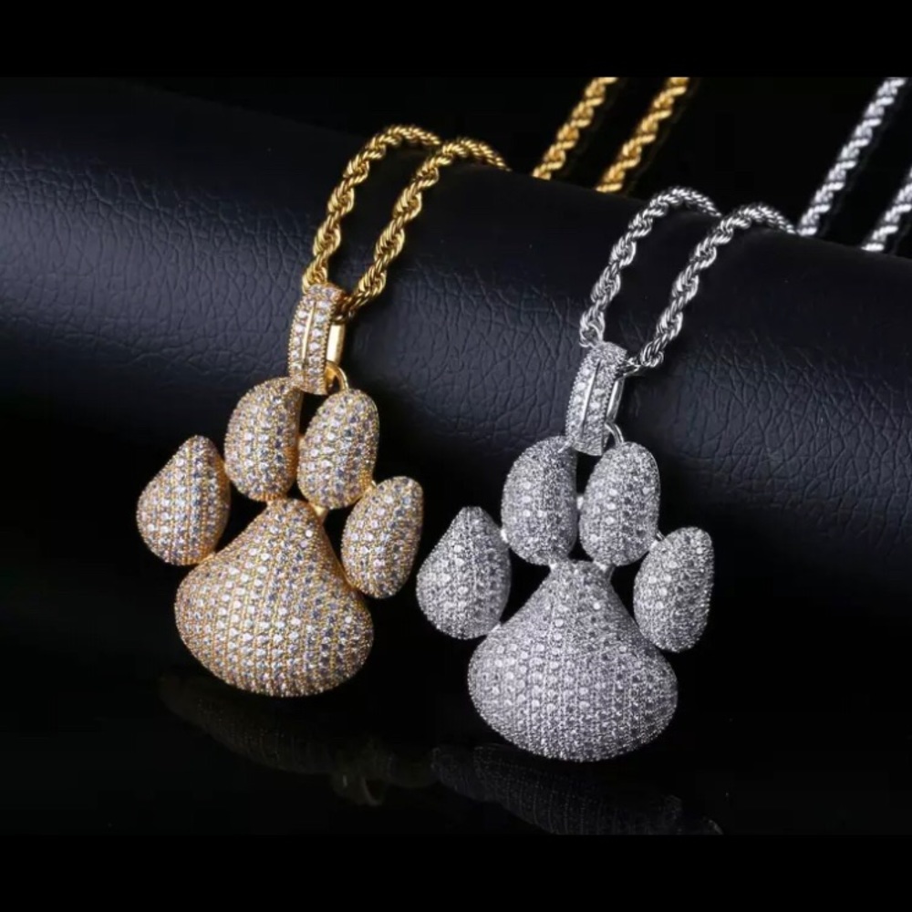 Iced out cute puppy pendant with rope chain